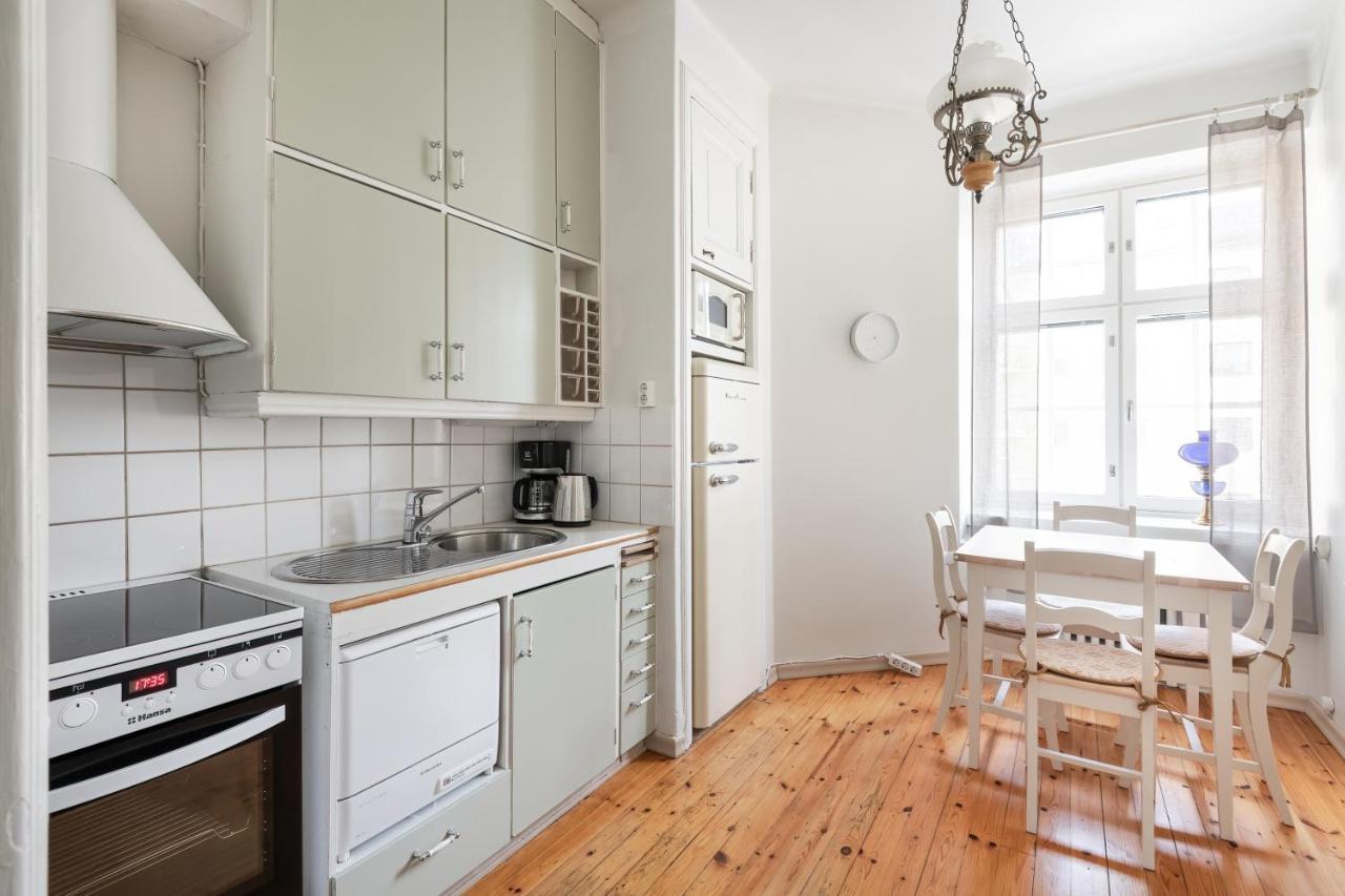 Wehost Spacious Studio For 5 With A Kitchen Helsinki Kültér fotó